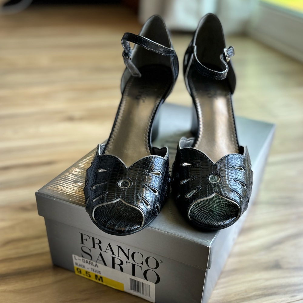 Franco Sarto Darla Black Peep-Toe Slingback Wedge Heel Sandals. Size 9 1/2 M
